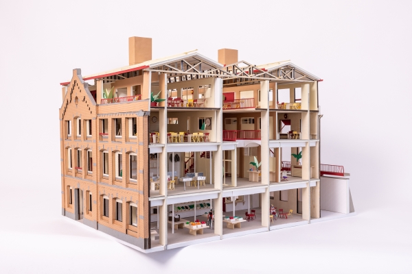 WE MISSED YOU : ECURIES VAN DE TRAM